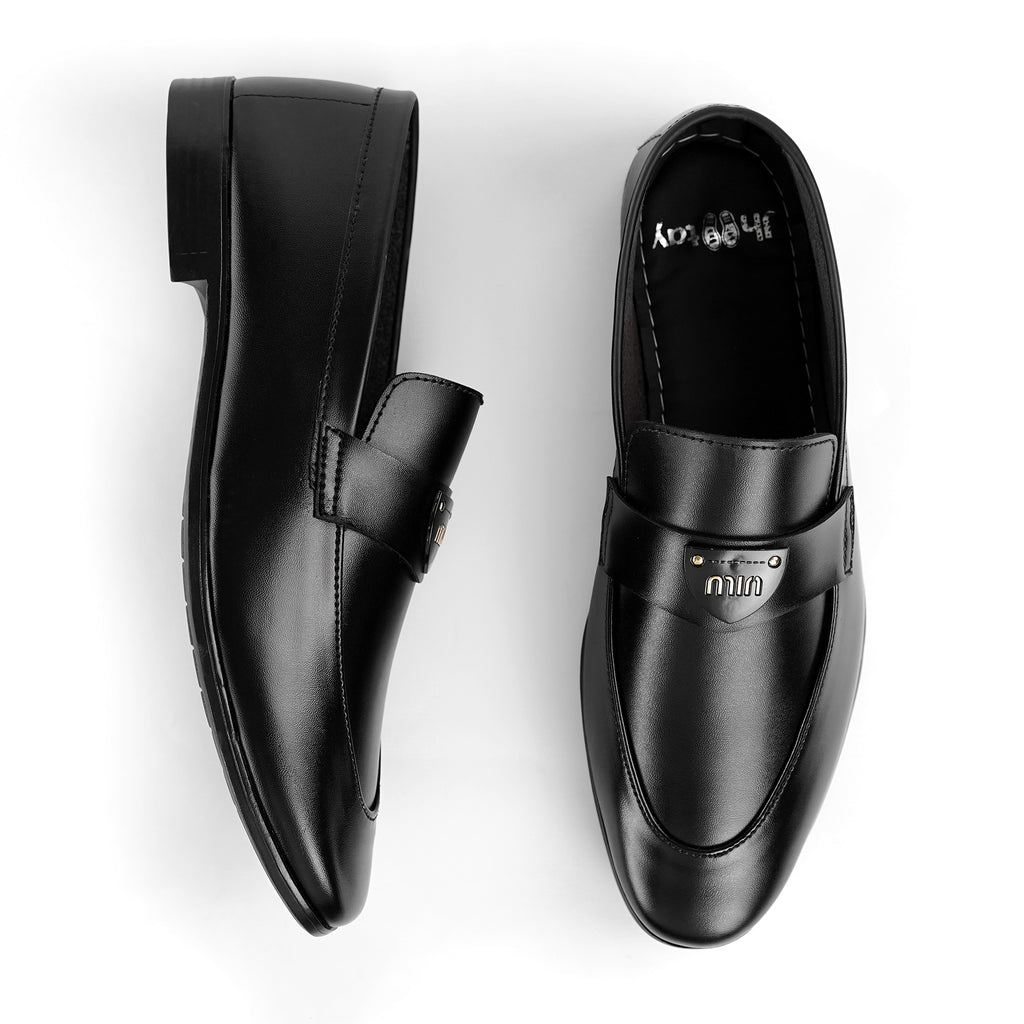 Strave Black Loafer