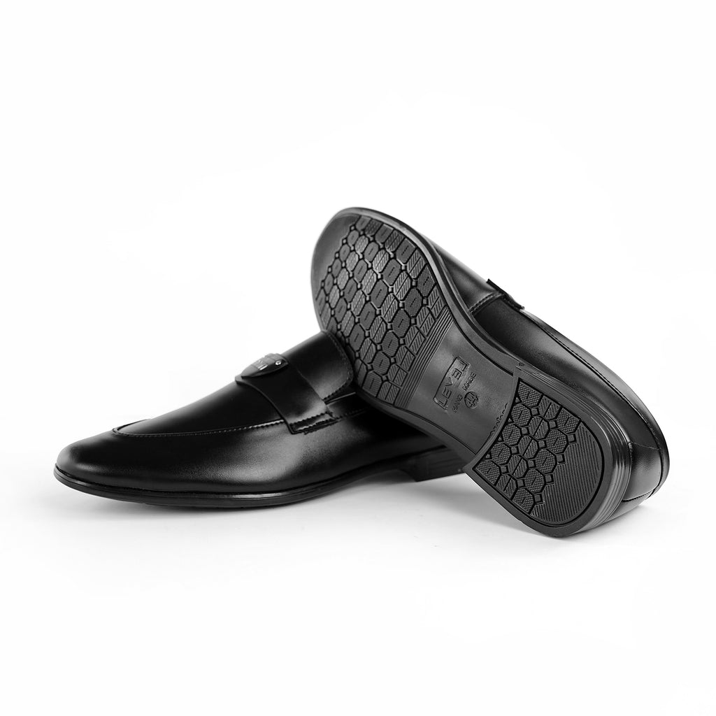 Strave Black Loafer